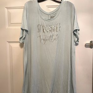 Livi Active “Stronger Together” Tunic